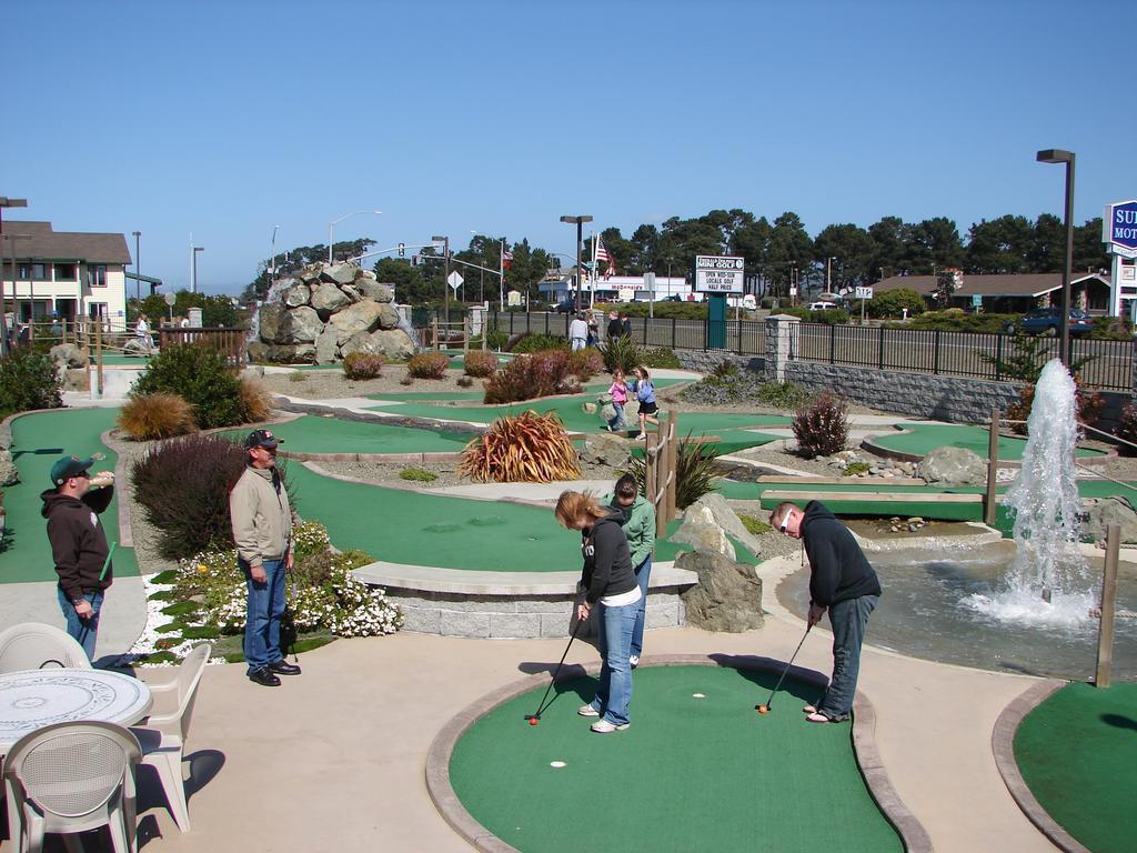 Emerald Dolphin Inn & Mini Golf Fort Bragg Luaran gambar
